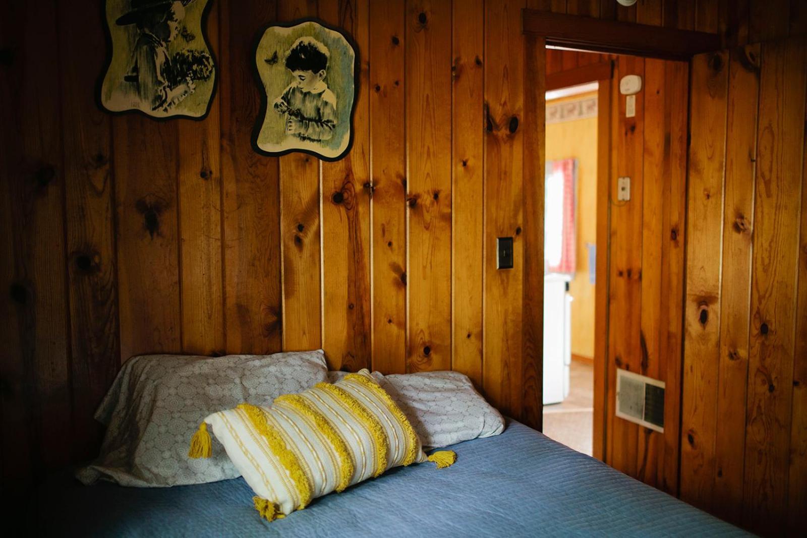 Riverside Point Resort Motel Park Rapids 외부 사진