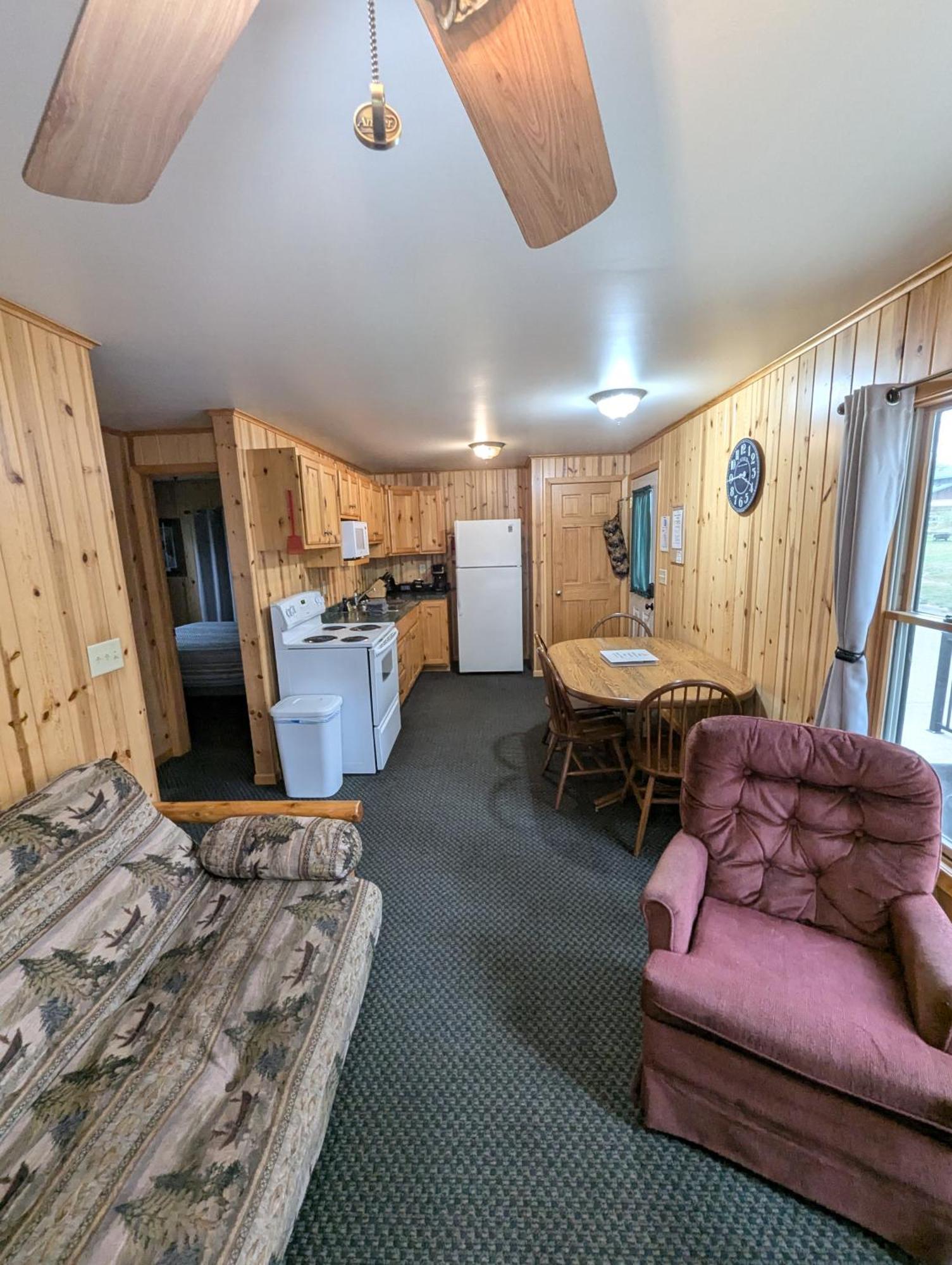 Riverside Point Resort Motel Park Rapids 외부 사진