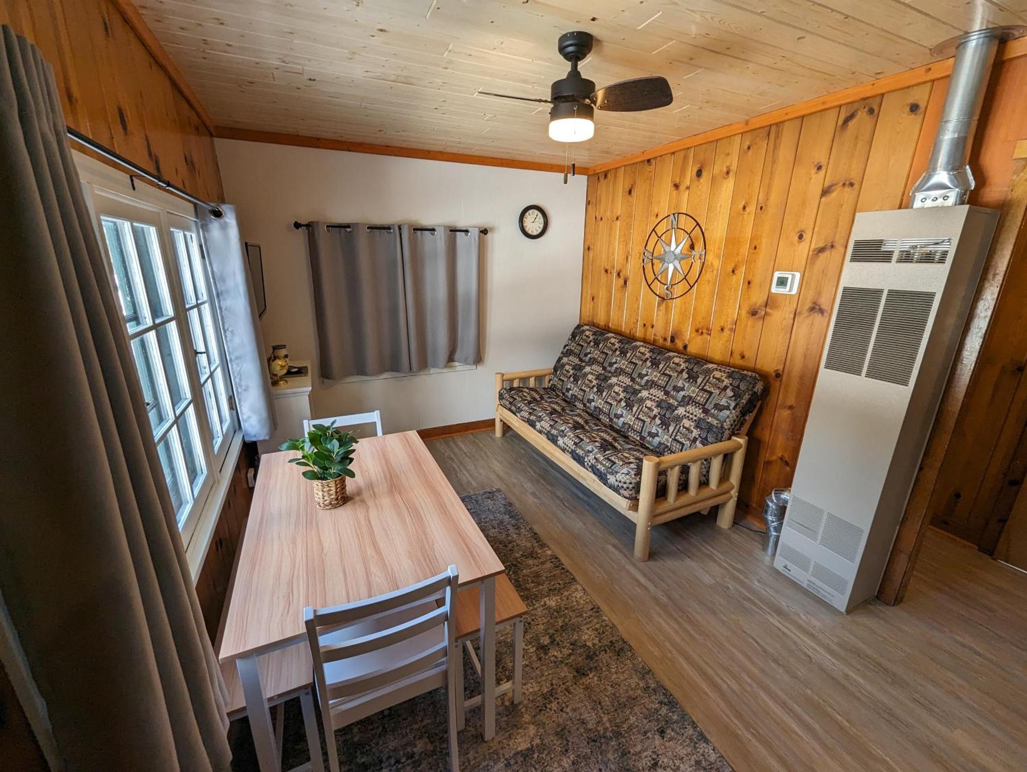 Riverside Point Resort Motel Park Rapids 외부 사진
