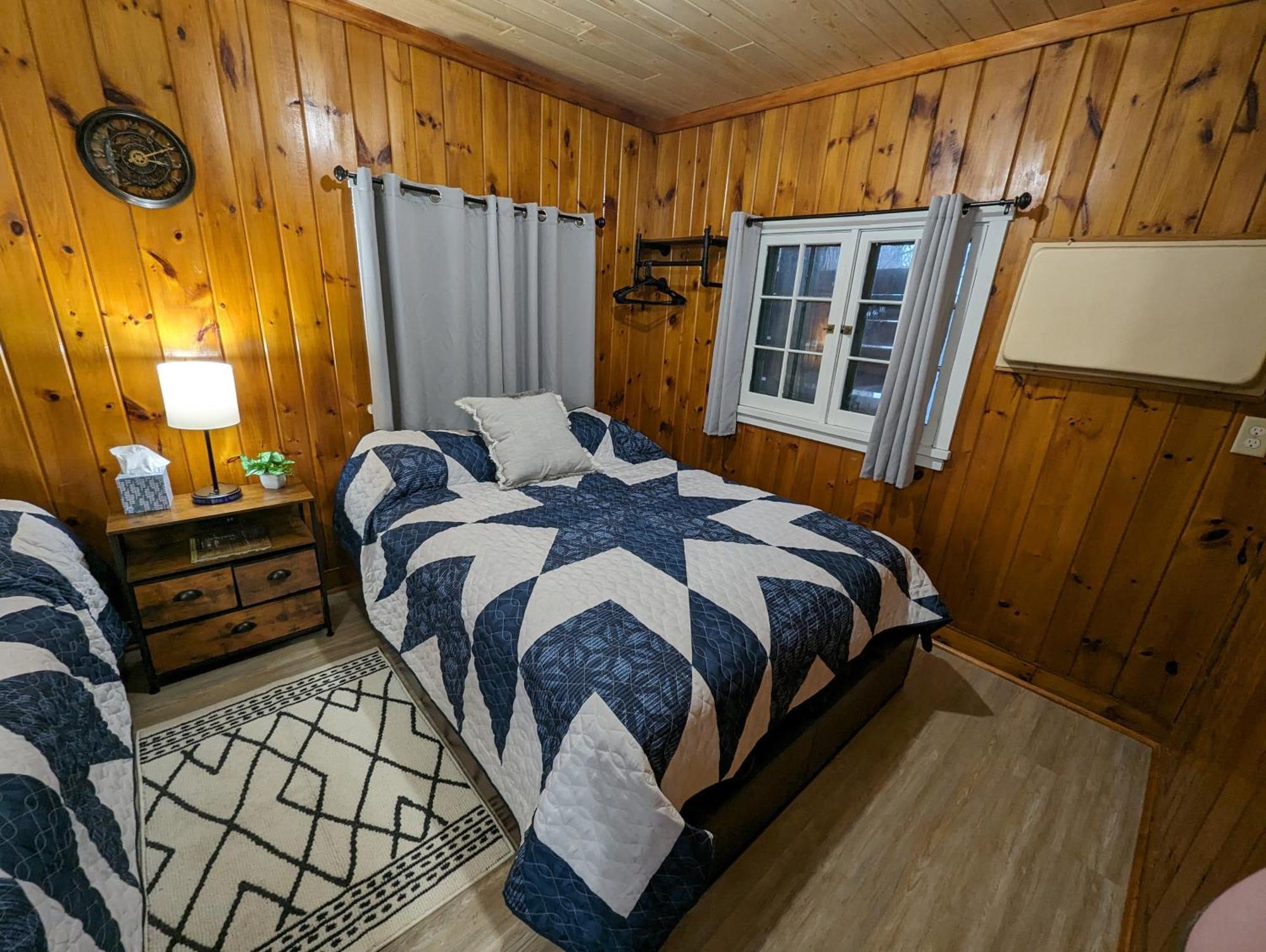 Riverside Point Resort Motel Park Rapids 외부 사진